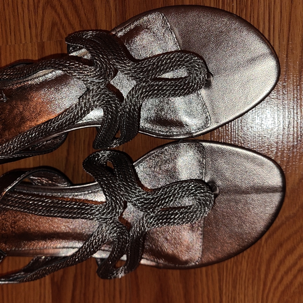 Adrianna Pappel Sandals - Wedge Size 7.5 - NWOT Silver/Grey/Taupe